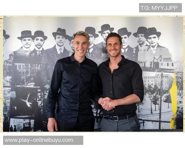 凯尔回应施洛特贝克批评称适当发泄情绪有助于球队发展